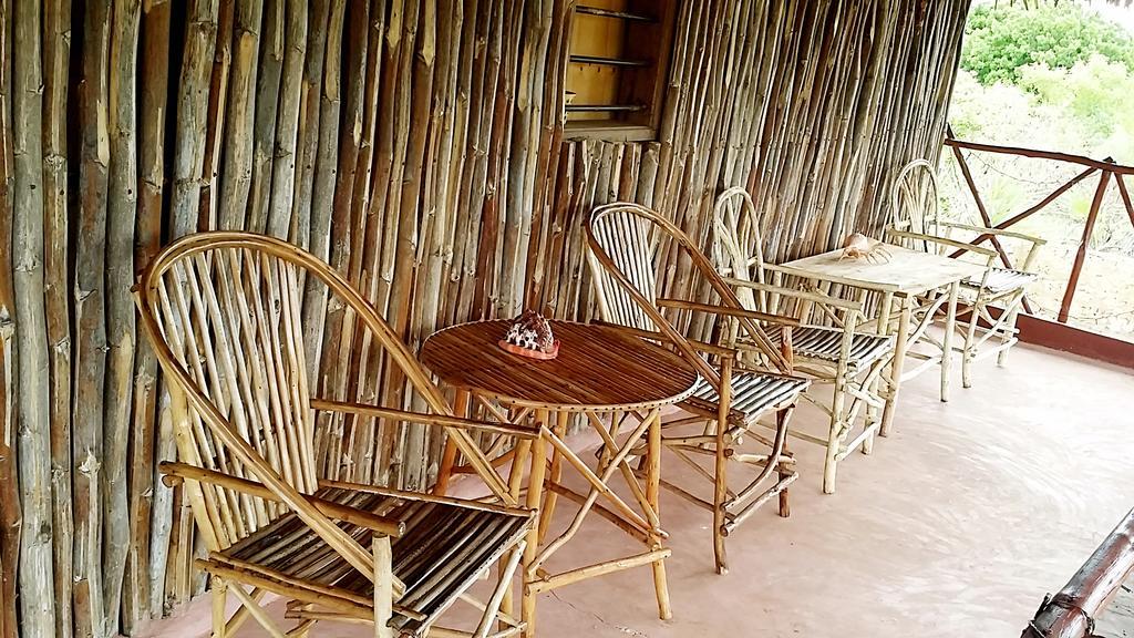 Diani Hostel Diani Beach Extérieur photo