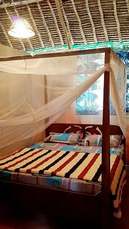 Diani Hostel Diani Beach Extérieur photo