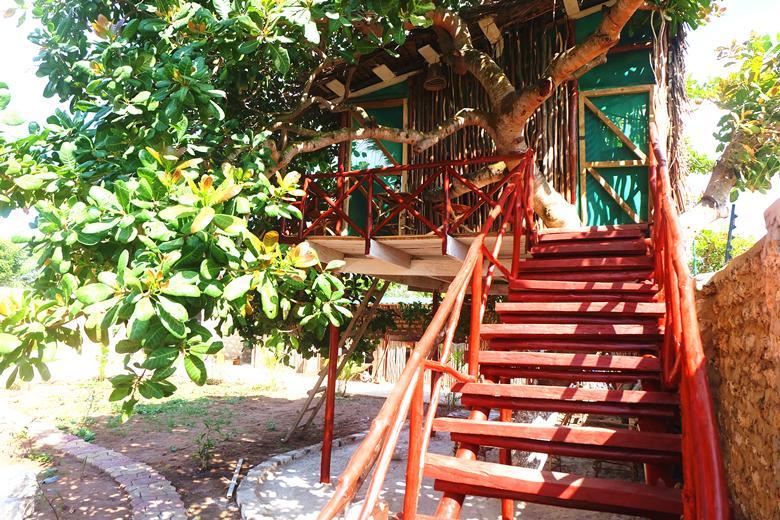 Diani Hostel Diani Beach Extérieur photo