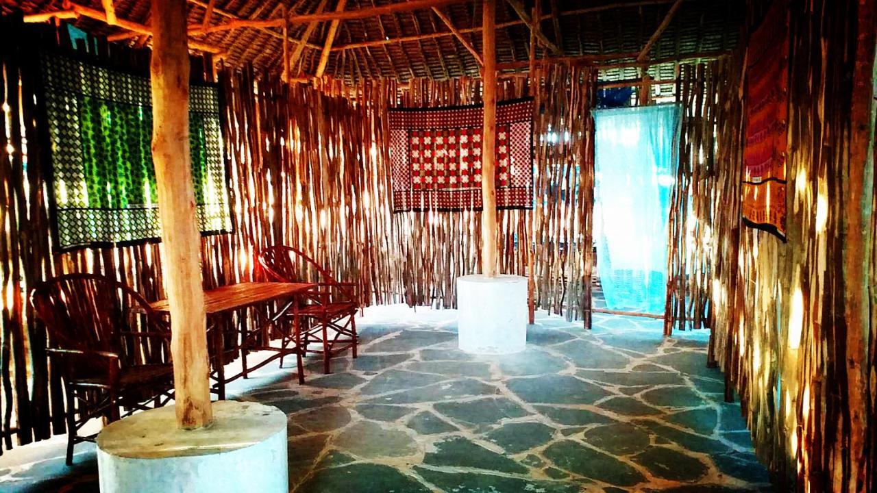 Diani Hostel Diani Beach Extérieur photo