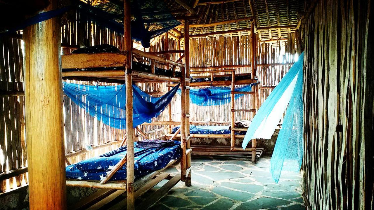 Diani Hostel Diani Beach Extérieur photo