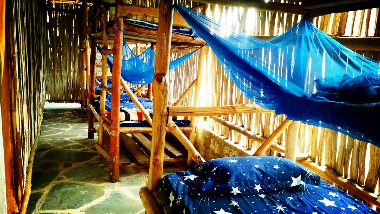 Diani Hostel Diani Beach Extérieur photo